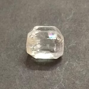 Certified Natural Topaz Stone (टोपाज़ स्टोन)Weight- 6.45 carat