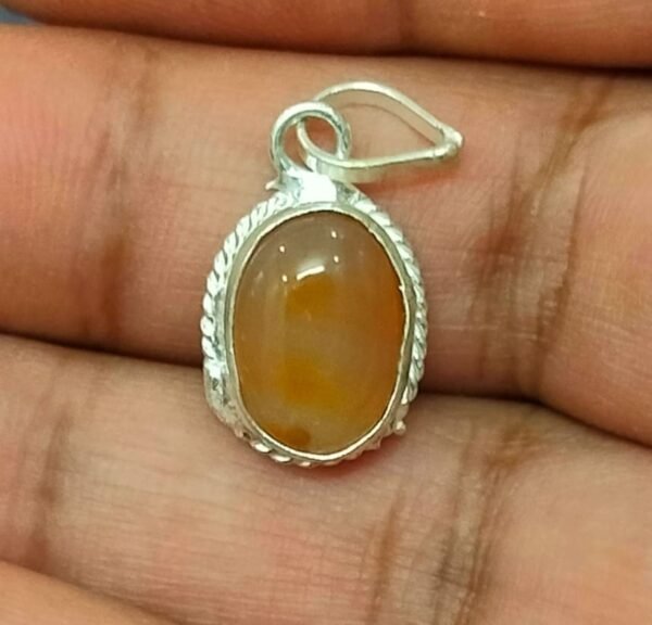 Silver Polished Brass Hakik Stone Locket 27(हकीक स्टोन लॉकेट) Hakik Stone Locket Jyotishshop 27 600x576