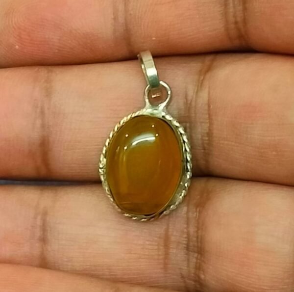 Silver Polished Brass Hakik Stone Locket 39(हकीक स्टोन लॉकेट) Hakik Stone Locket Jyotishshop 39 600x595